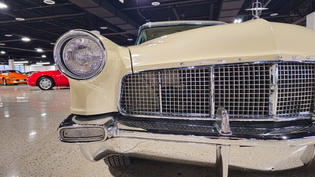 Lincoln-Continental-1957-9