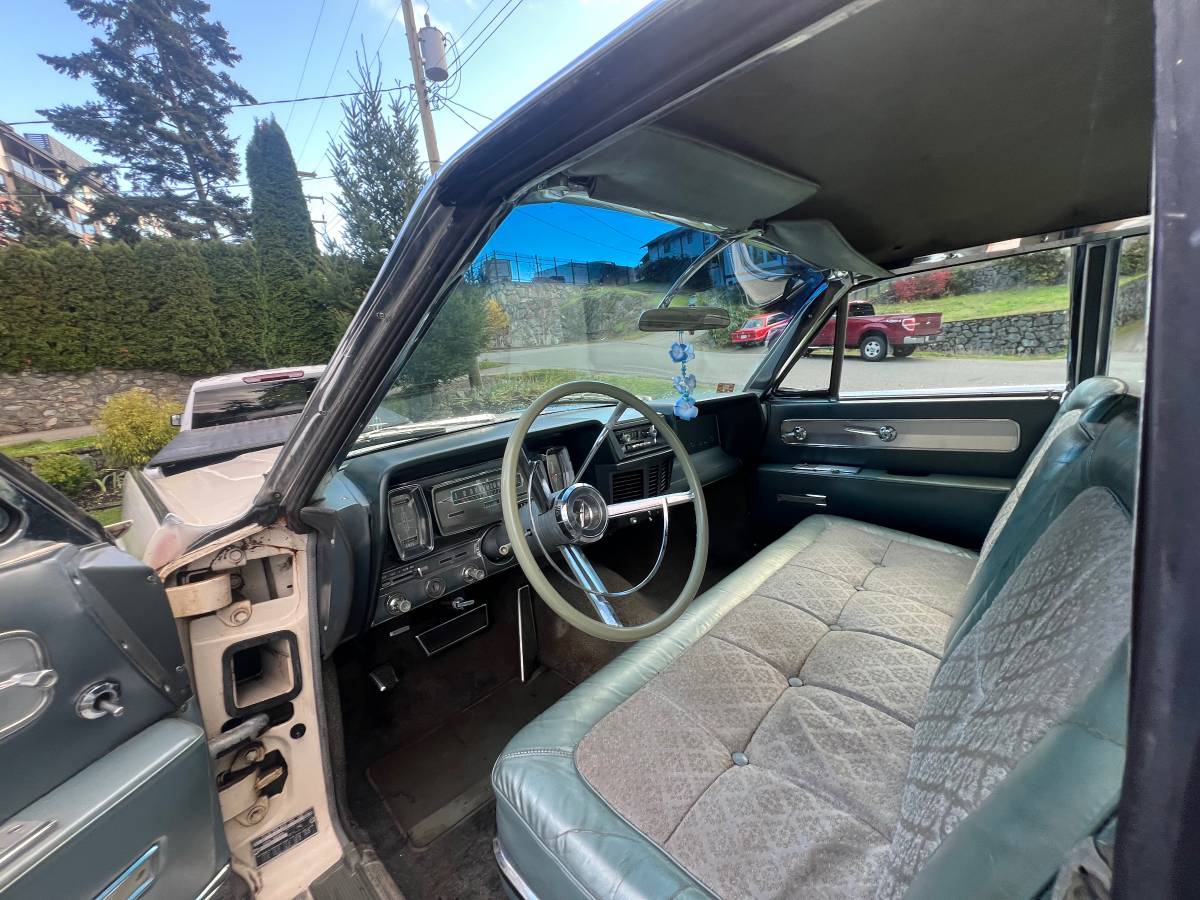 Lincoln-Continental-1962-8