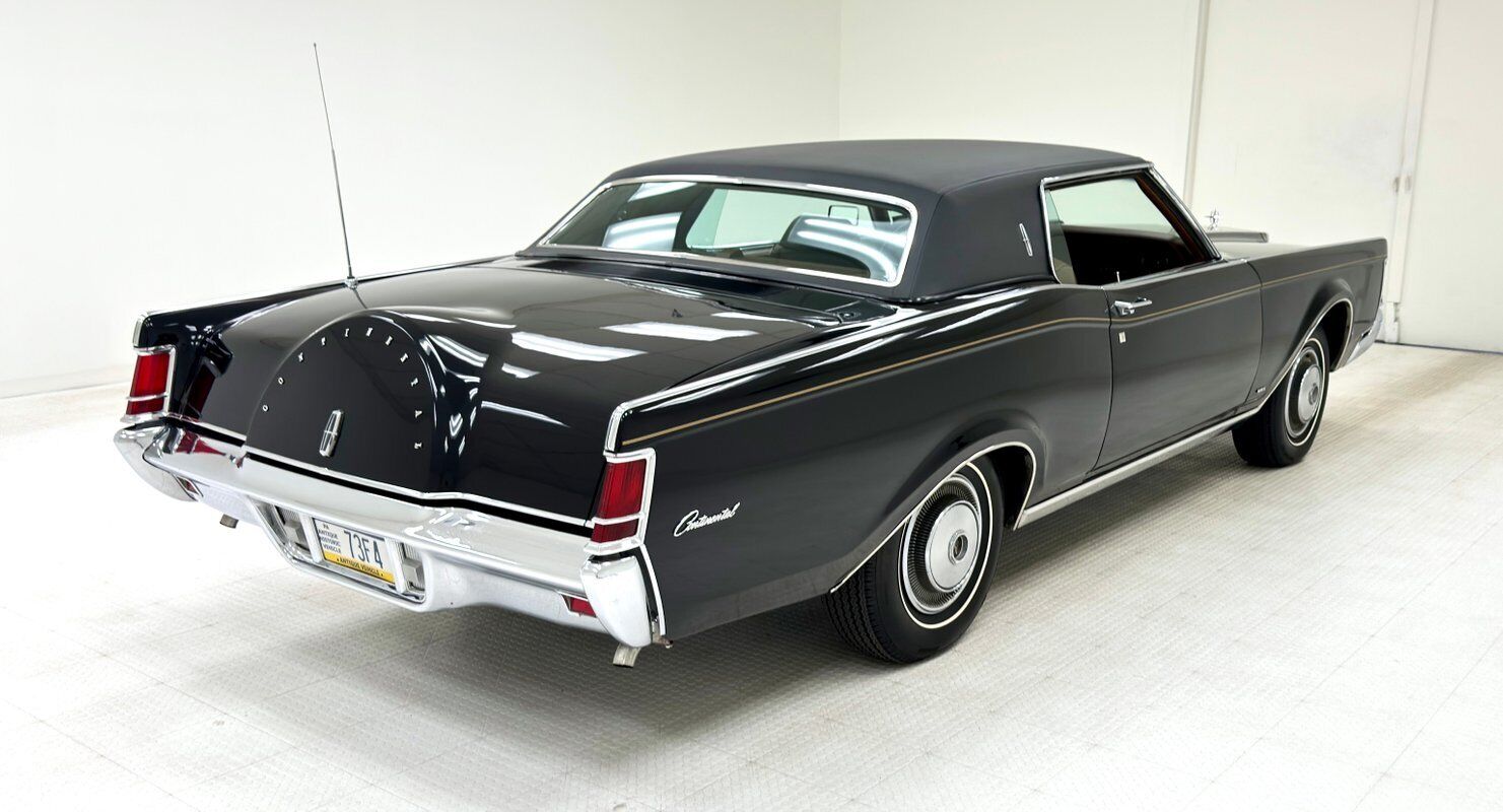 Lincoln-Continental-1970-4