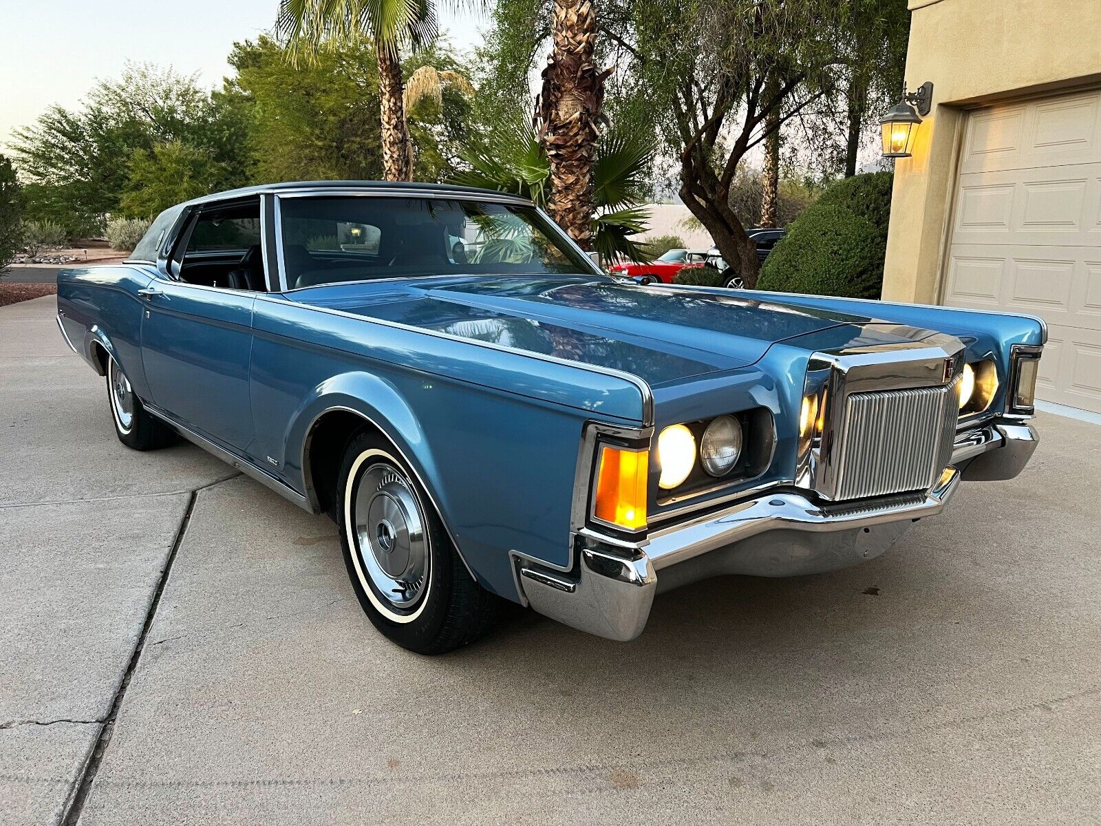 Lincoln-Continental-1971-17