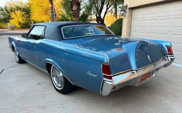 Lincoln-Continental-1971-3