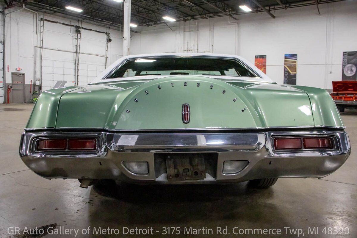 Lincoln-Continental-1972-4