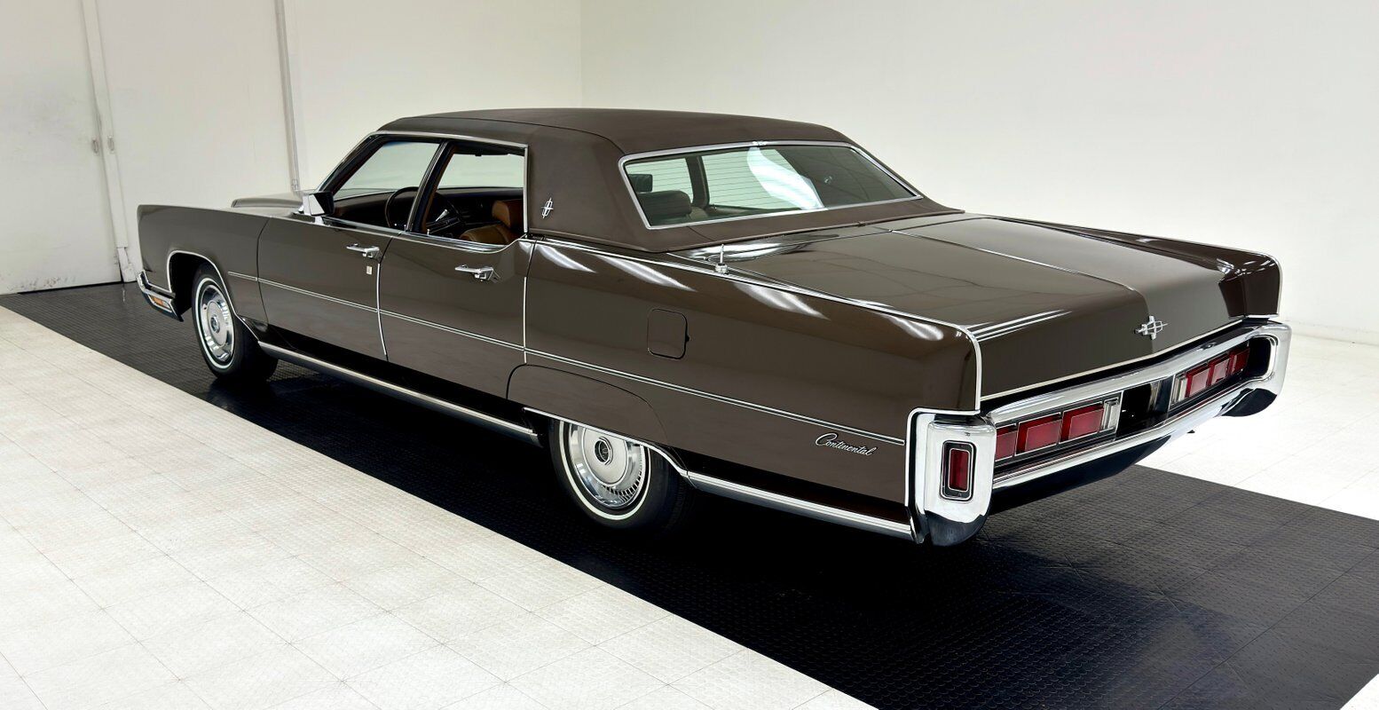 Lincoln-Continental-1973-2