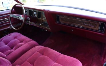 Lincoln-Continental-1973-24