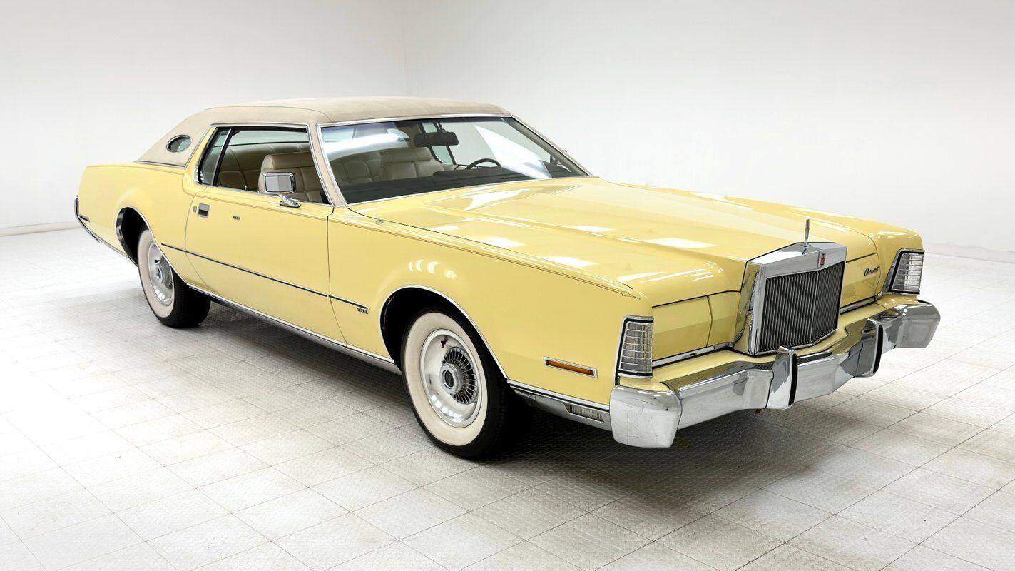 Lincoln-Continental-1973-6