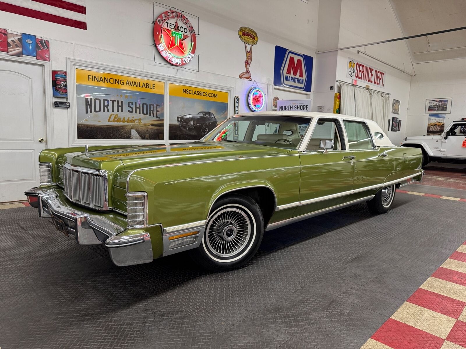 Lincoln-Continental-1975-1