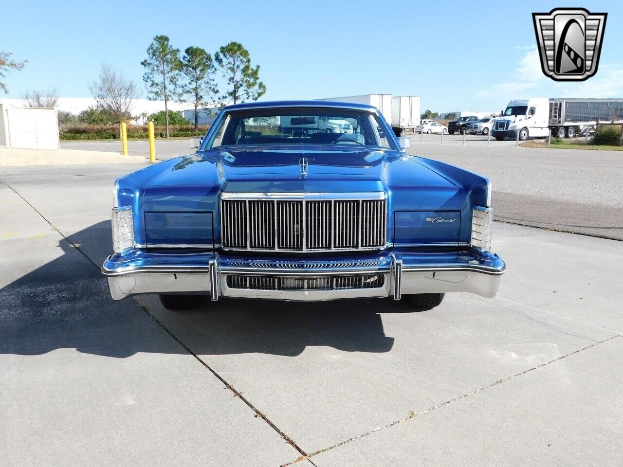 Lincoln-Continental-1976-2