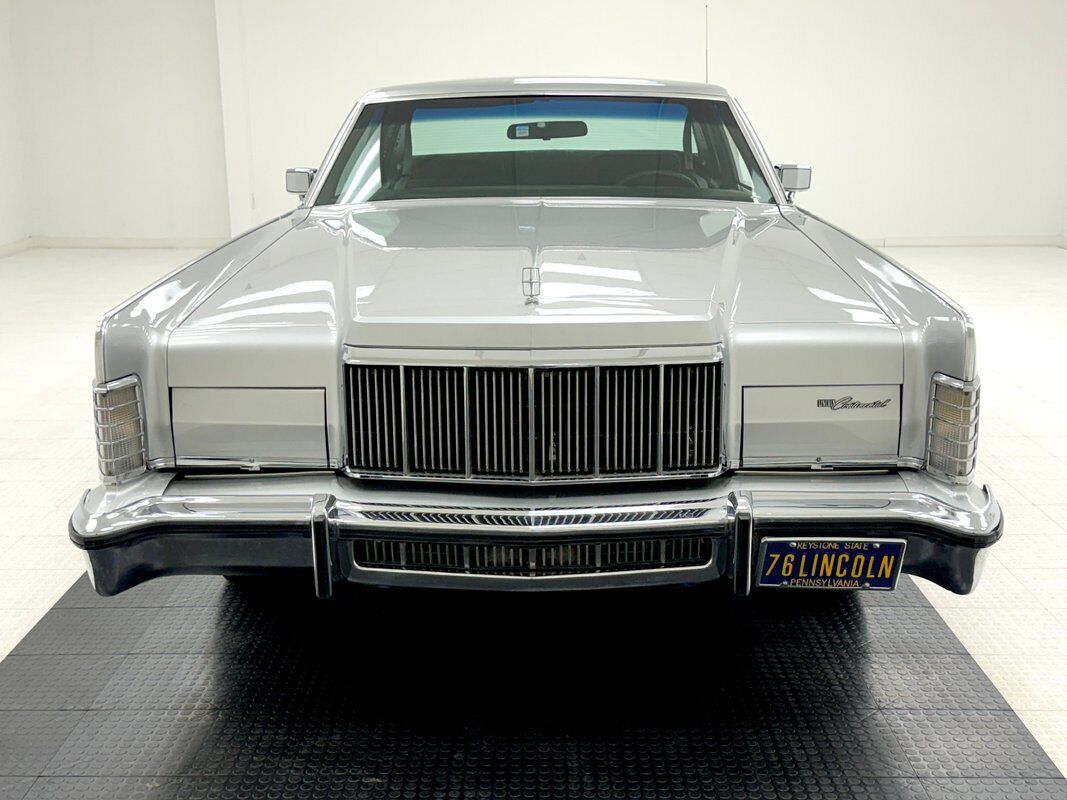 Lincoln-Continental-1976-7