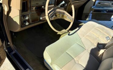 Lincoln-Continental-1979-3