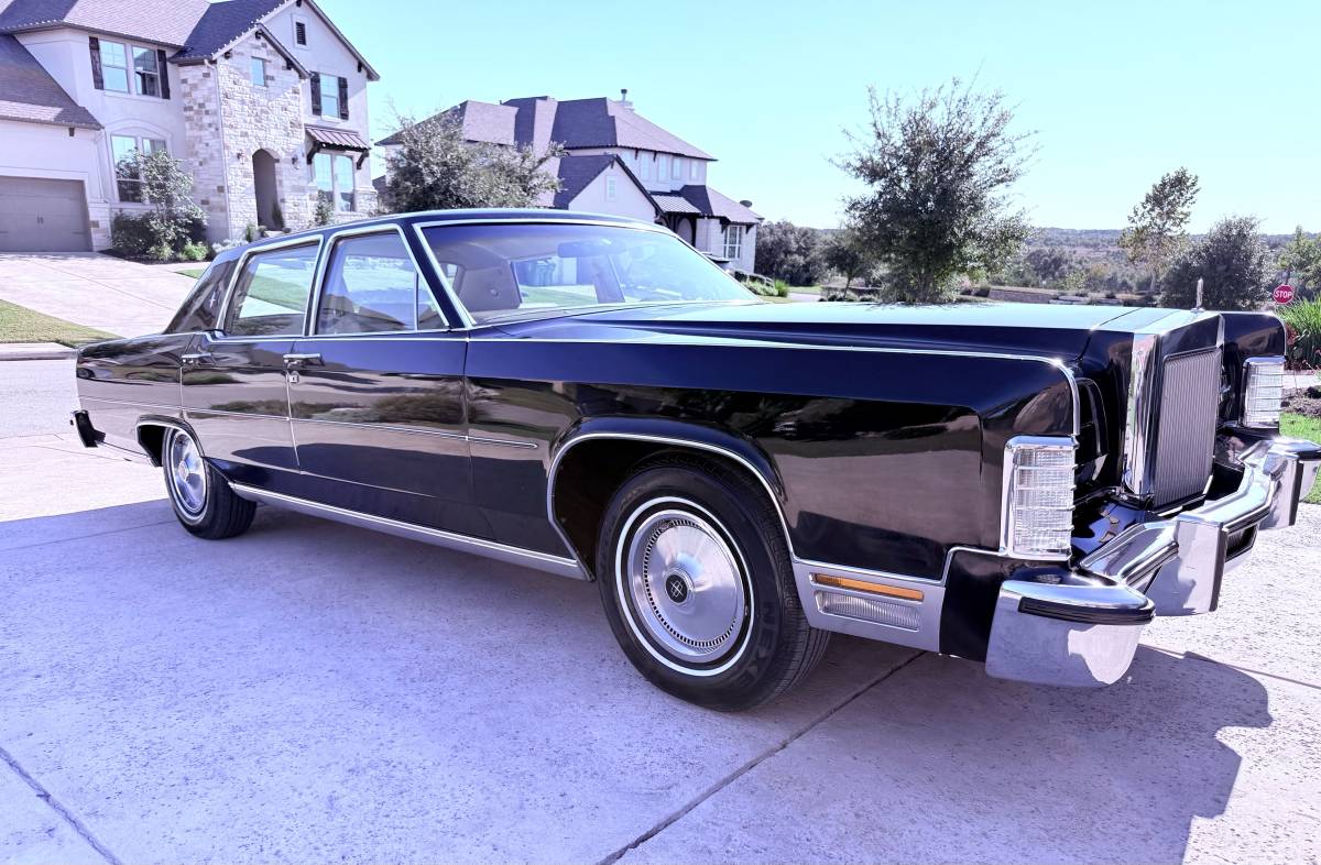 Lincoln-Continental-1979-4