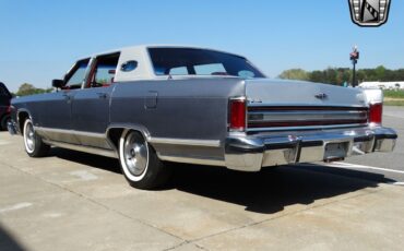 Lincoln-Continental-1979-5