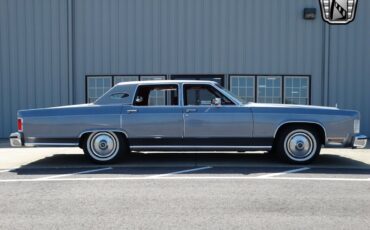 Lincoln-Continental-1979-8