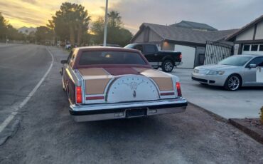 Lincoln-Continental-1981