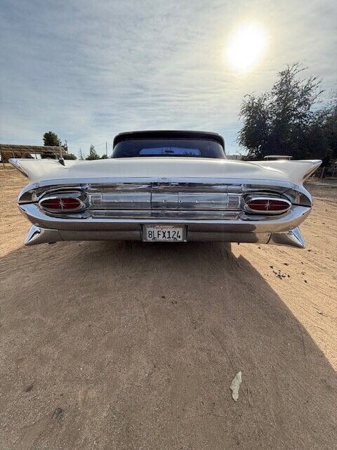 Lincoln-Continental-Berline-1958-8