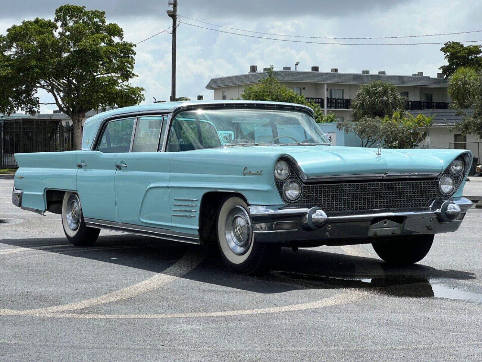 Lincoln-Continental-Berline-1960-7