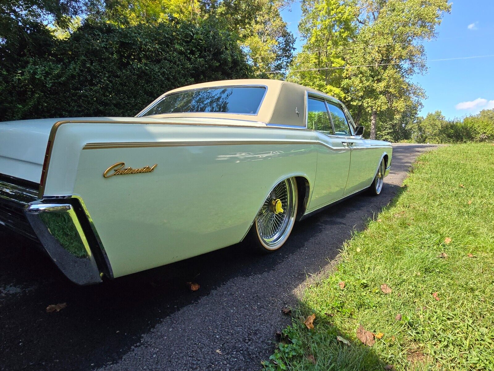 Lincoln-Continental-Berline-1967-11