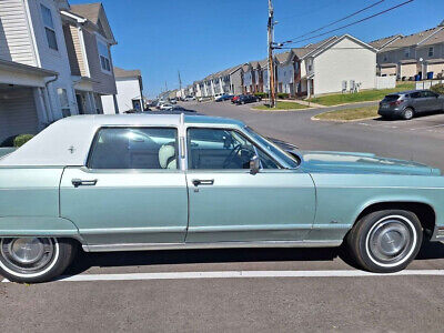 Lincoln-Continental-Berline-1976-2