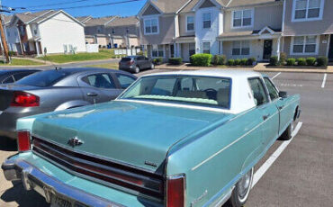 Lincoln-Continental-Berline-1976-3