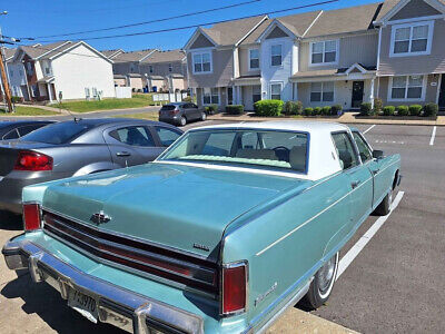 Lincoln-Continental-Berline-1976-3