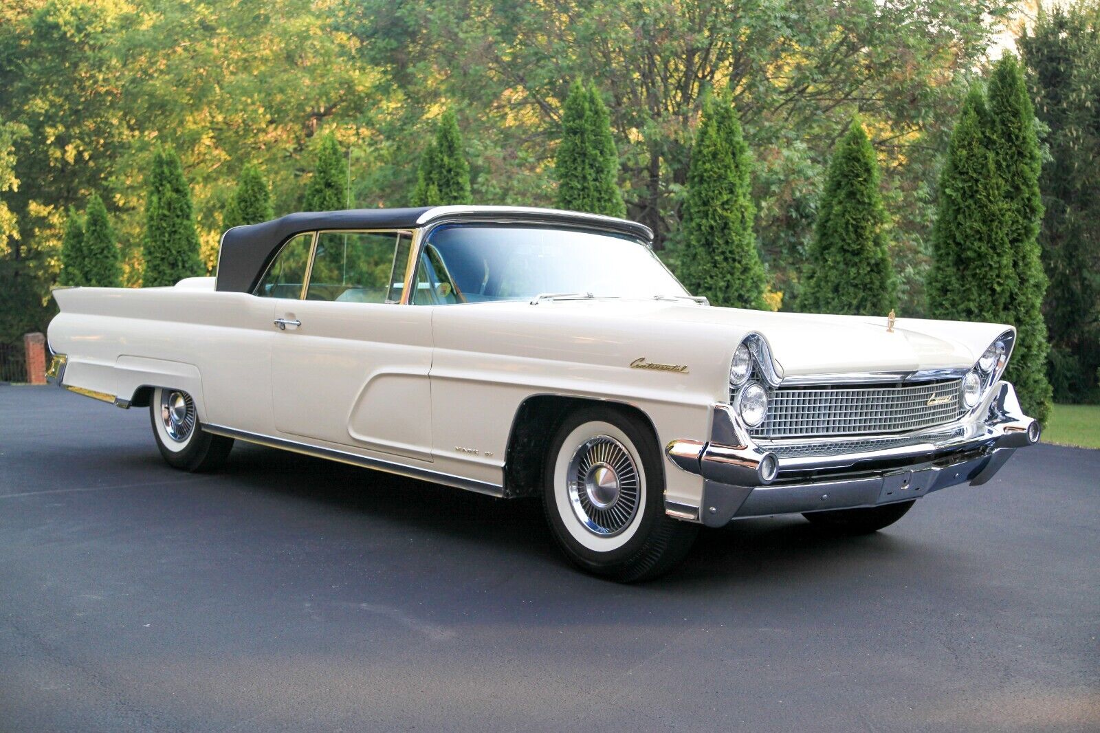 Lincoln-Continental-Cabriolet-1959-1