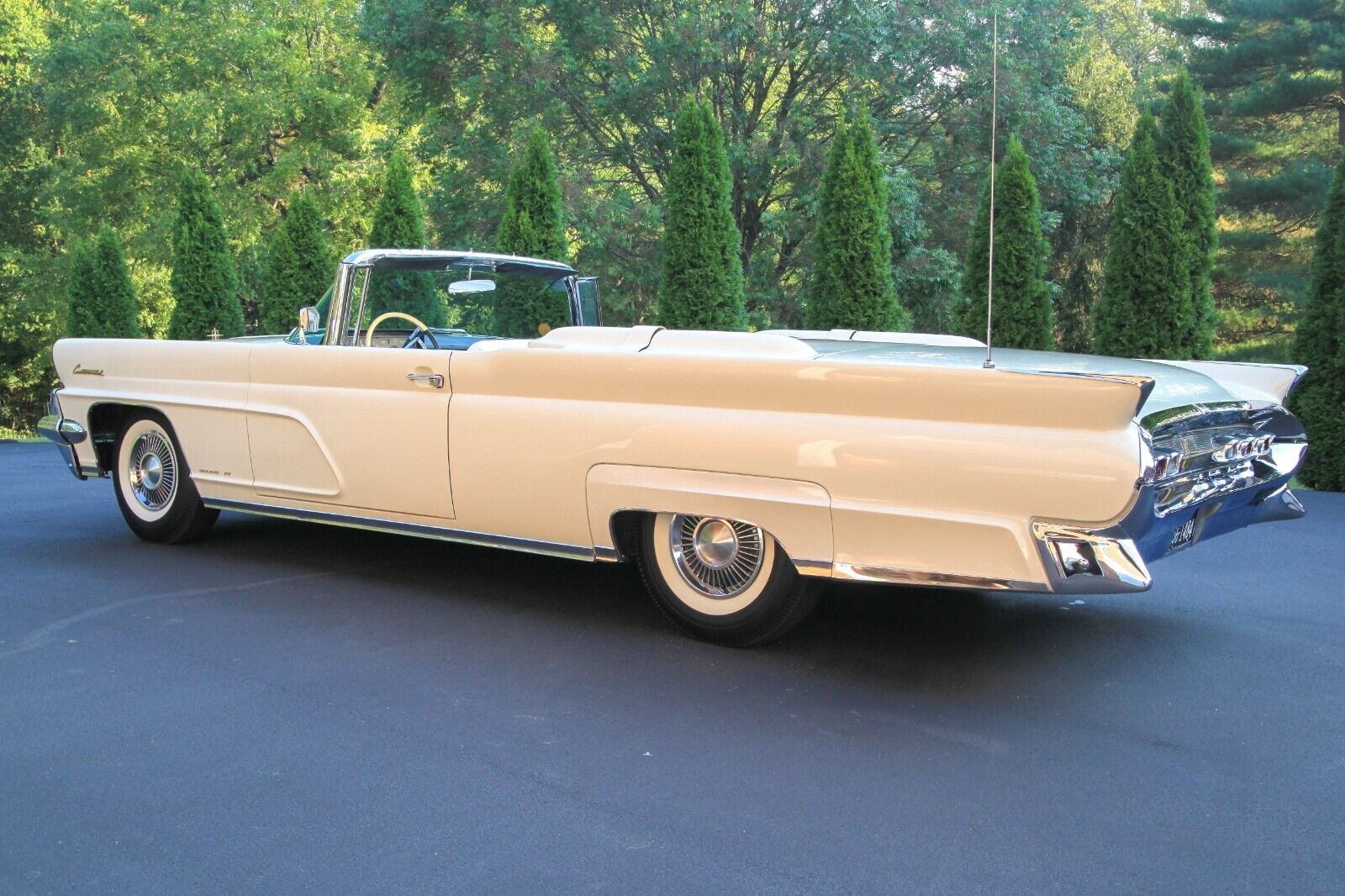 Lincoln-Continental-Cabriolet-1959-11