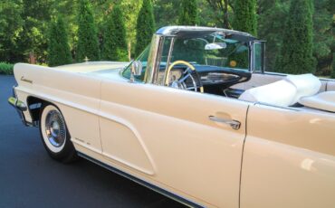 Lincoln-Continental-Cabriolet-1959-13