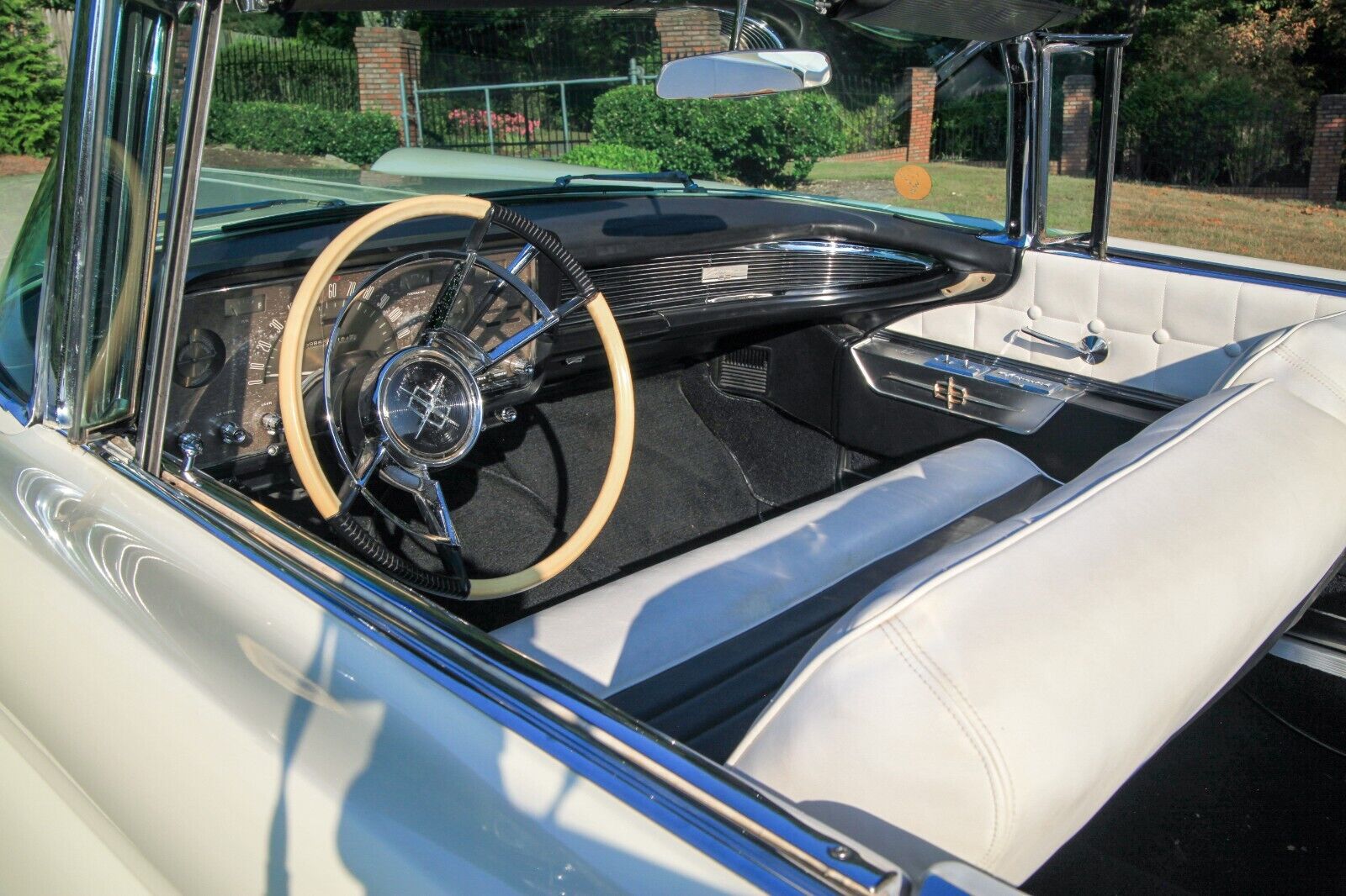 Lincoln-Continental-Cabriolet-1959-19