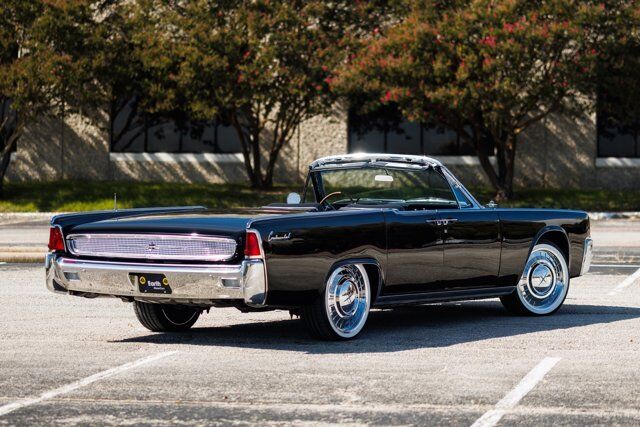 Lincoln-Continental-Cabriolet-1961-12