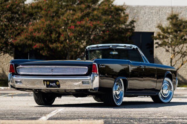 Lincoln-Continental-Cabriolet-1961-13