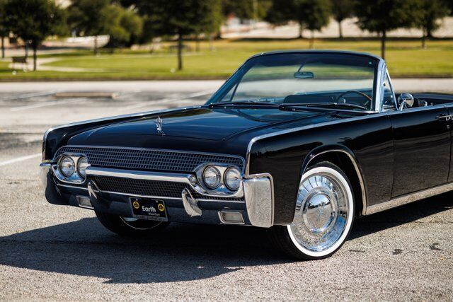 Lincoln-Continental-Cabriolet-1961-15