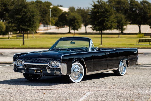 Lincoln-Continental-Cabriolet-1961-2