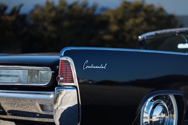 Lincoln-Continental-Cabriolet-1962-30