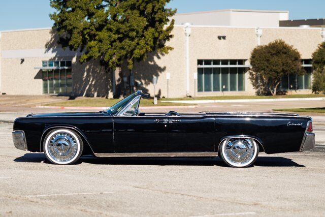 Lincoln-Continental-Cabriolet-1962-34