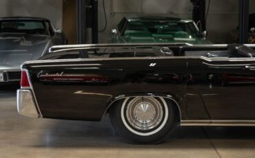 Lincoln-Continental-Cabriolet-1963-1