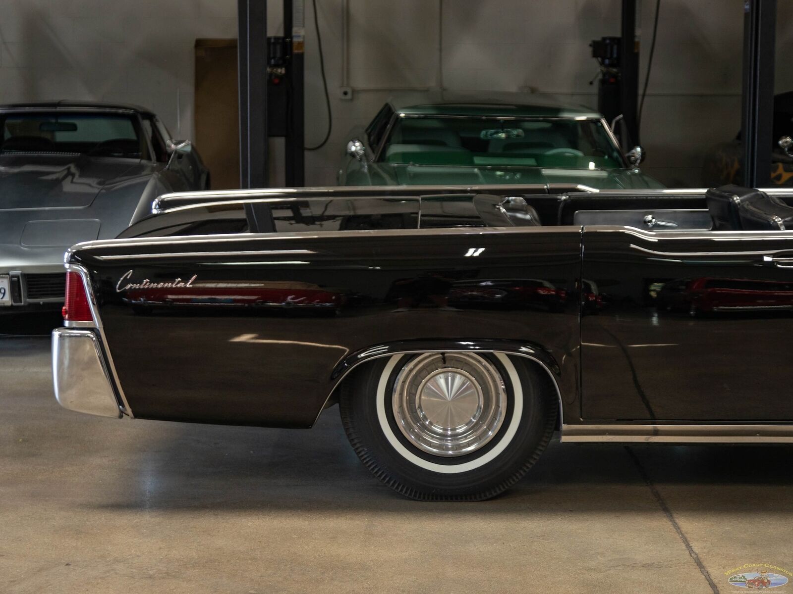 Lincoln-Continental-Cabriolet-1963-1