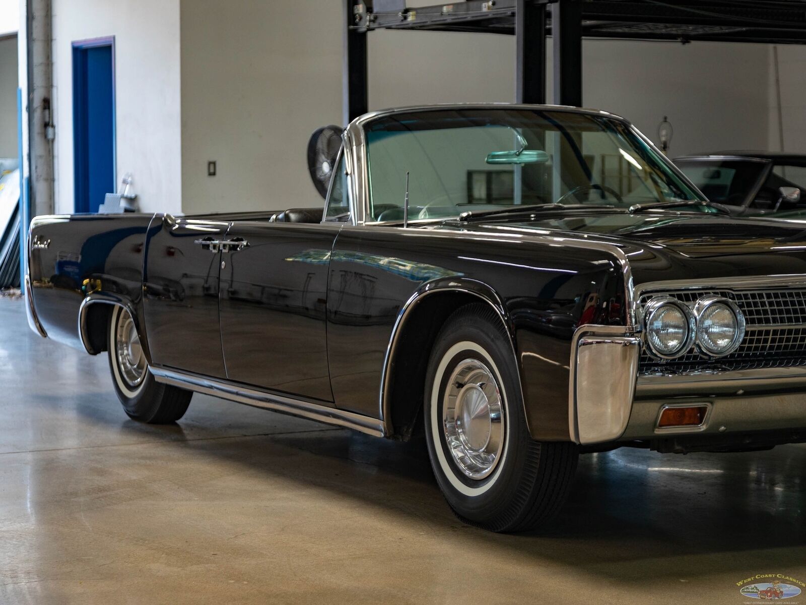 Lincoln-Continental-Cabriolet-1963-10