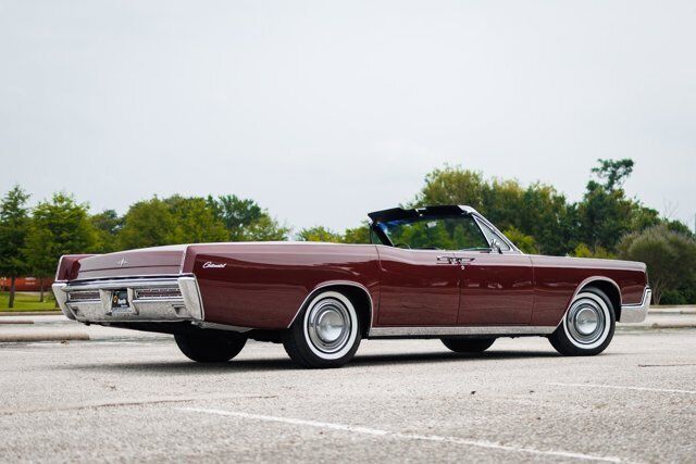 Lincoln-Continental-Cabriolet-1967-2