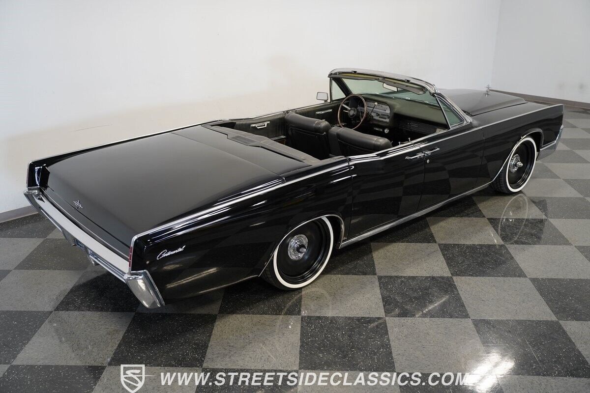 Lincoln-Continental-Cabriolet-1967-23