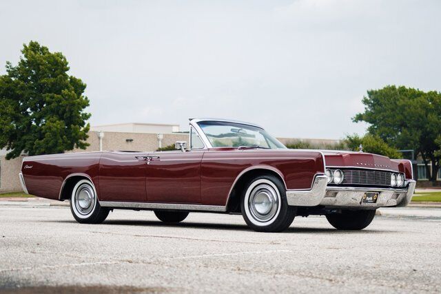 Lincoln-Continental-Cabriolet-1967-4