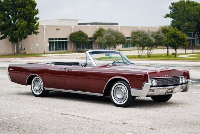 Lincoln-Continental-Cabriolet-1967-5