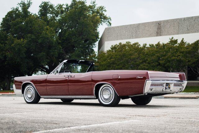 Lincoln-Continental-Cabriolet-1967-6