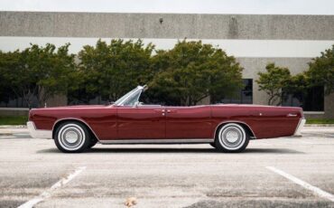 Lincoln-Continental-Cabriolet-1967-8