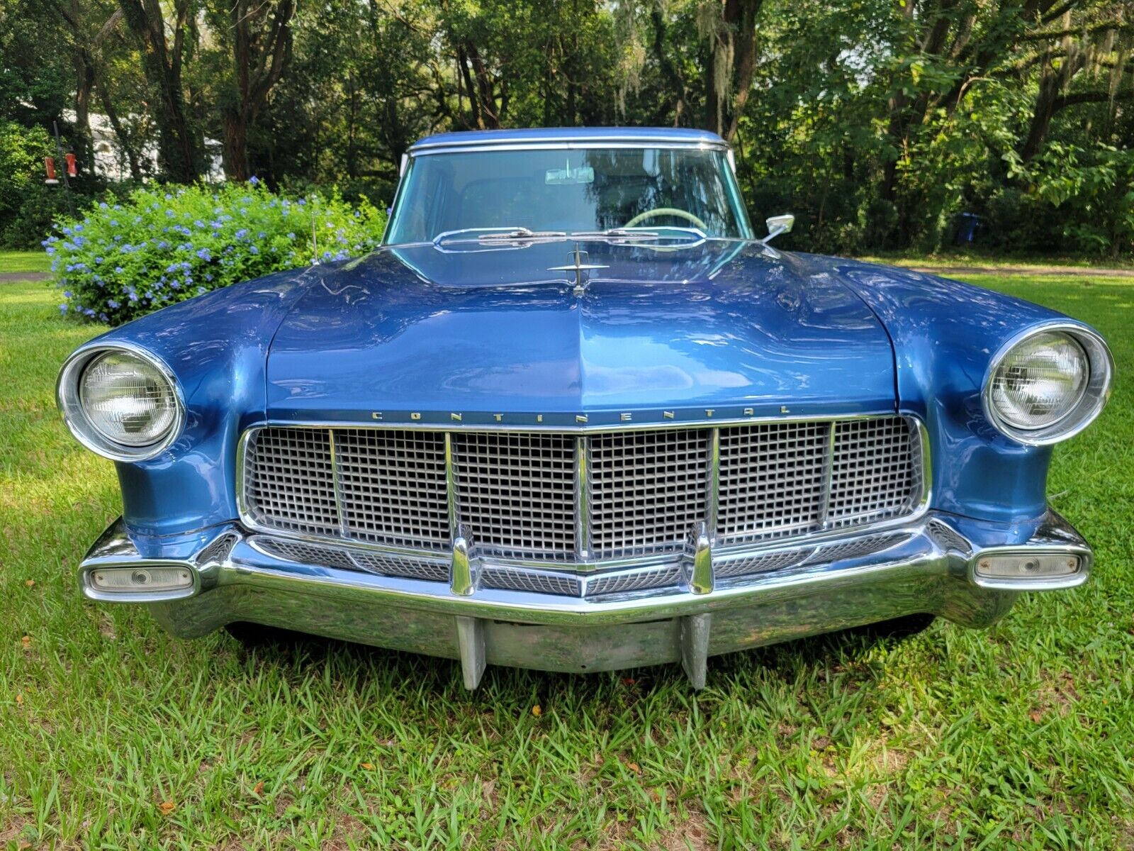 Lincoln-Continental-Coupe-1957-1