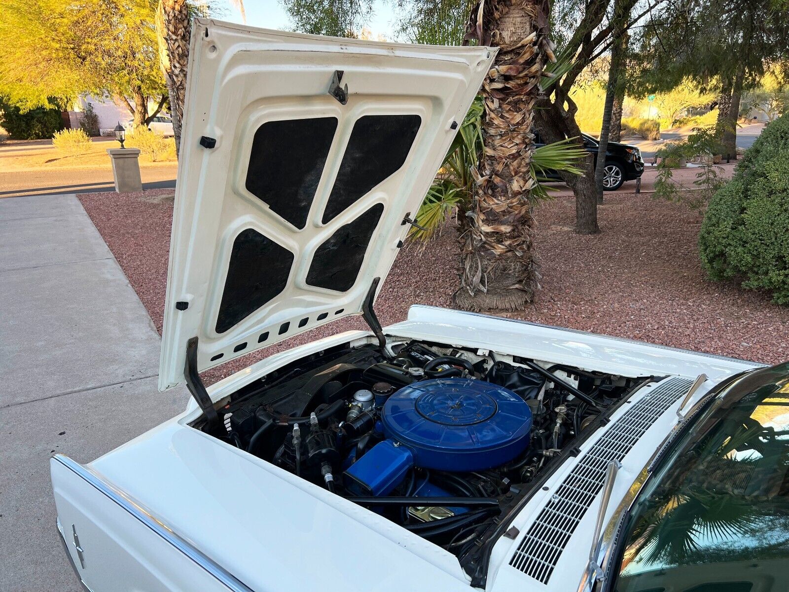 Lincoln-Continental-Coupe-1966-17