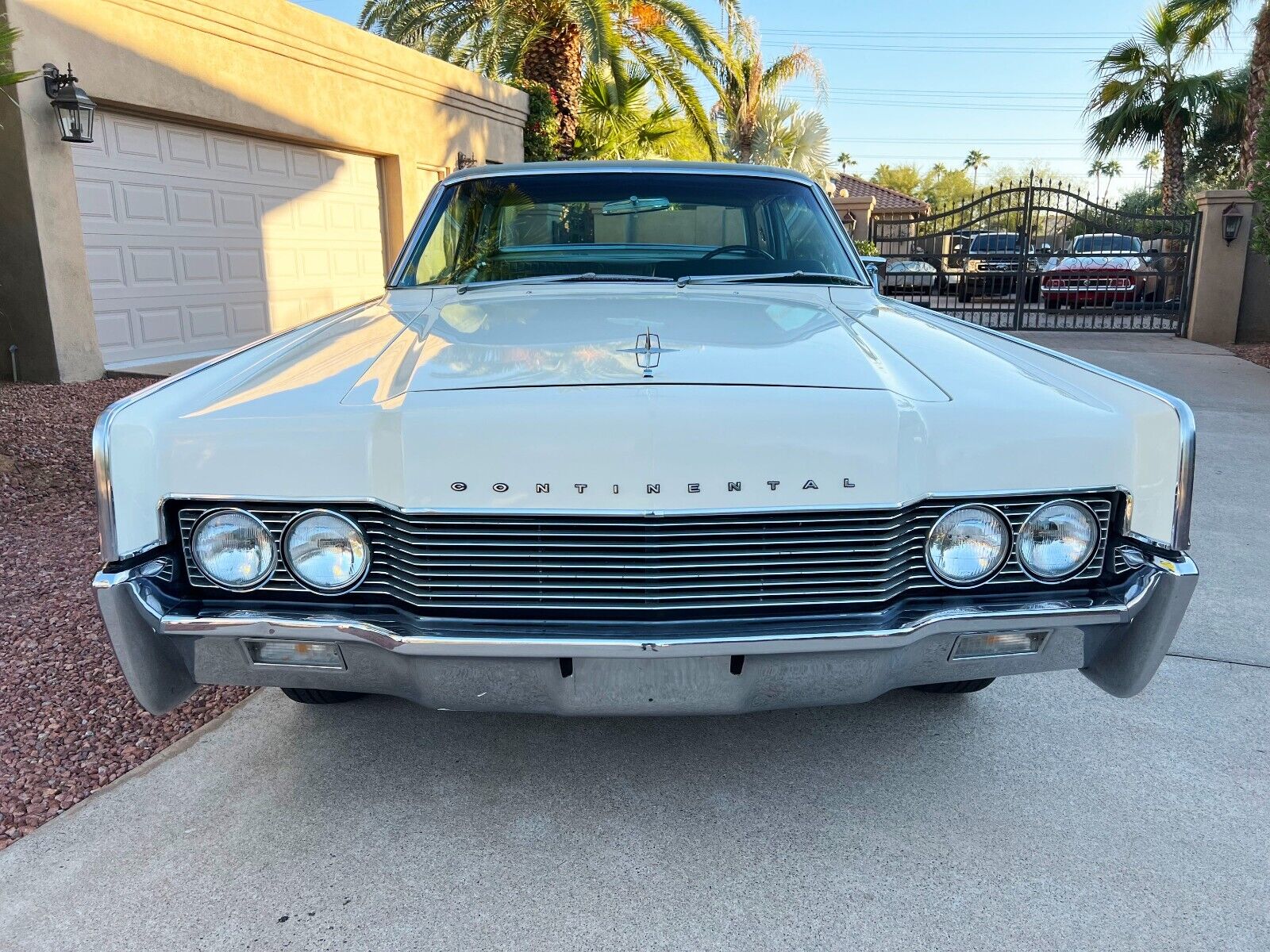 Lincoln-Continental-Coupe-1966-4