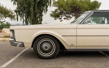 Lincoln-Continental-Coupe-1969-3