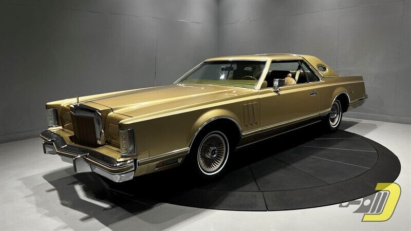 Lincoln-Continental-Coupe-1978-25