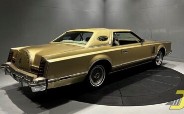 Lincoln-Continental-Coupe-1978-26