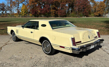 Lincoln-Continental-Coupe-1978-4