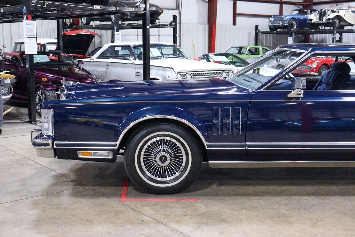 Lincoln-Continental-Coupe-1979-1